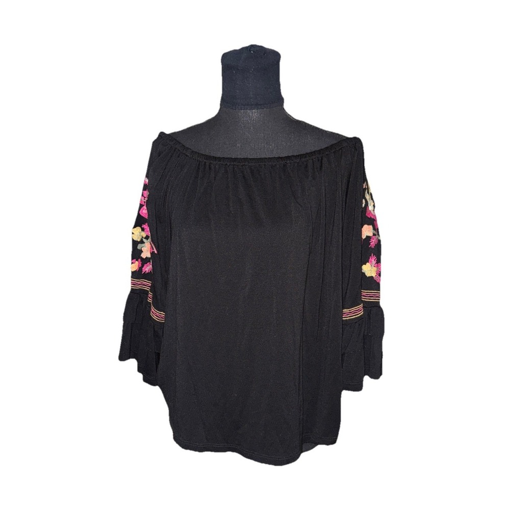 altar'd state Women's‎ Black Off Shoulder Embroidered Sleeve Top, Size Small